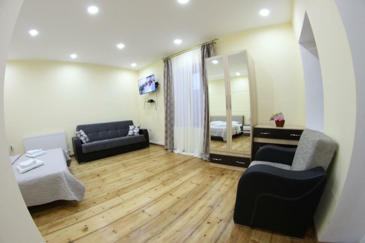 Old House Apartment With Garden Area Mtskheta Luaran gambar