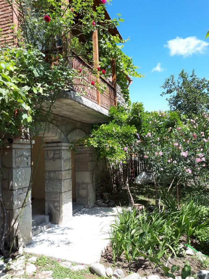 Old House Apartment With Garden Area Mtskheta Luaran gambar